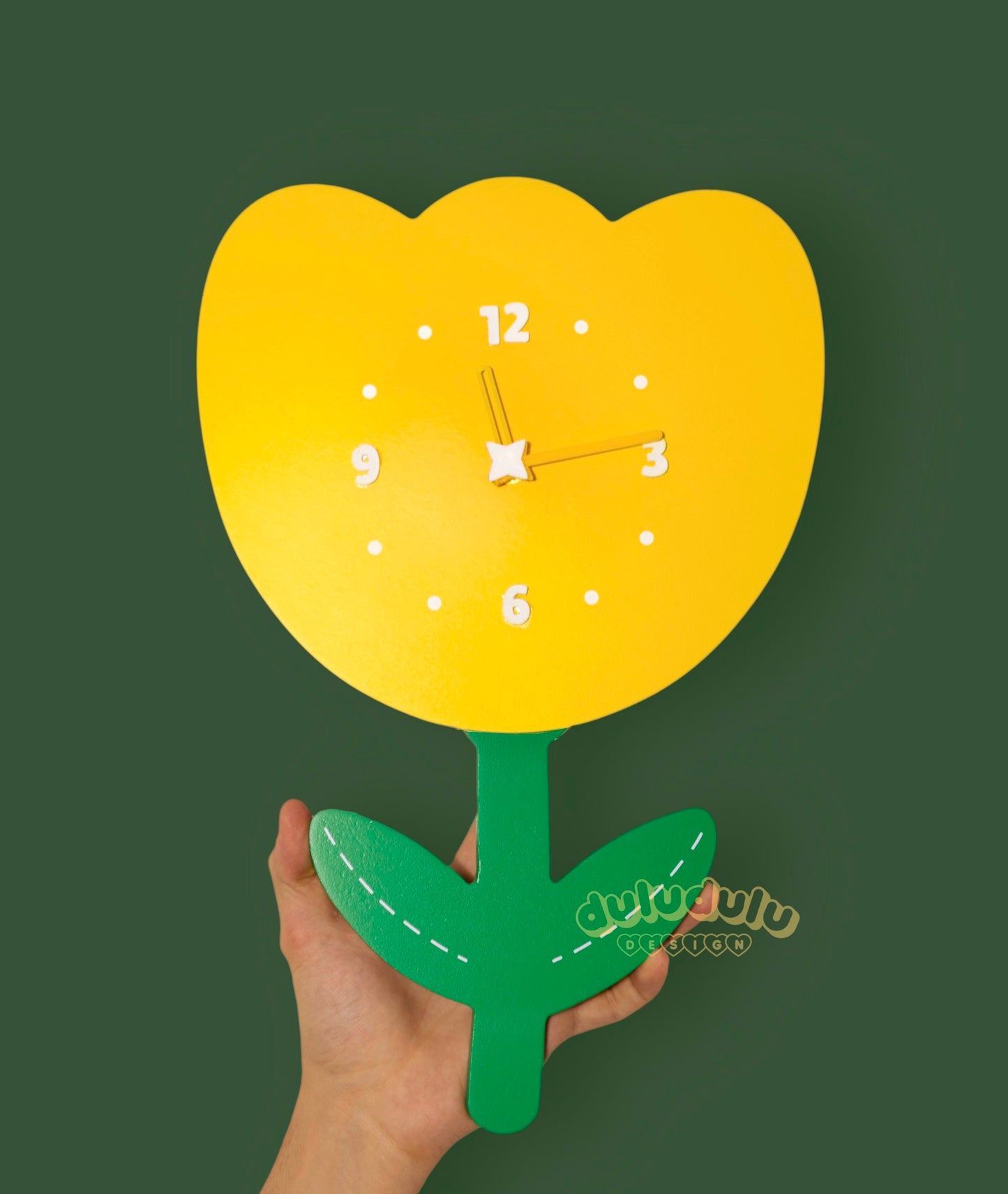 Gold Tulip Clock