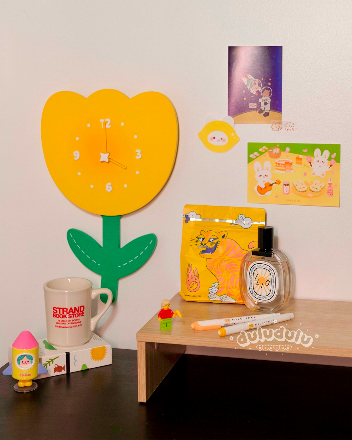 Gold Tulip Clock