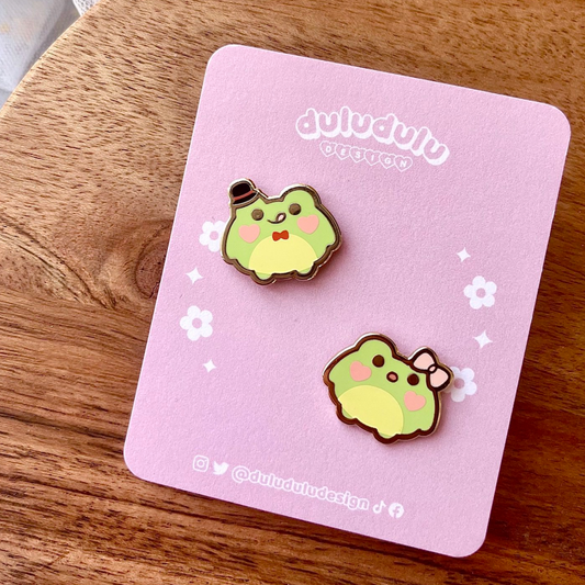 Gentle-frog x Lady-frog Enamel Pin