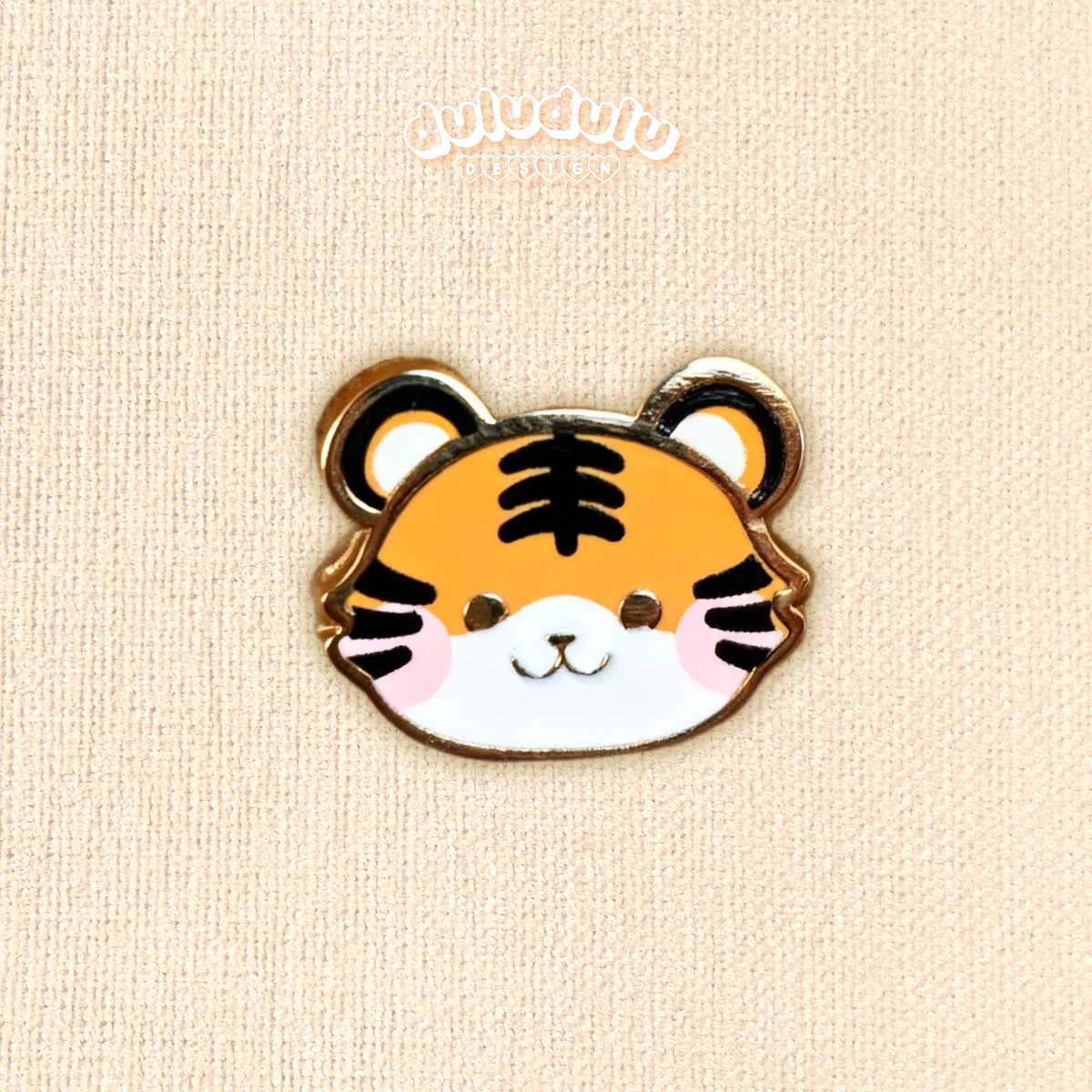 tiger enamel pin